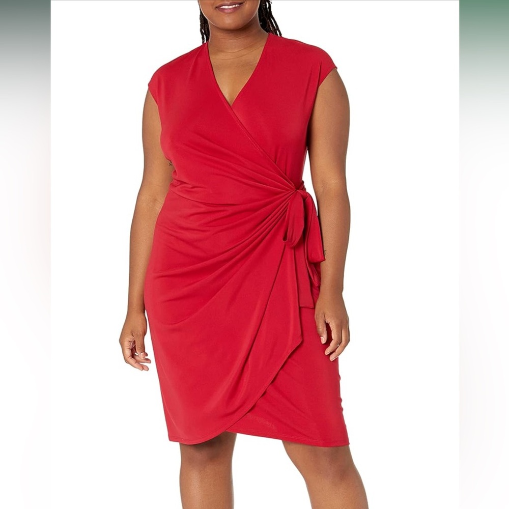 Lark & Ro Women's Plus Size Classic Cap Sleeve Wrap Dress